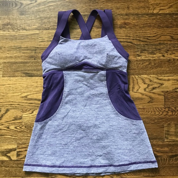 Lululemon tank - Picture 1 of 4